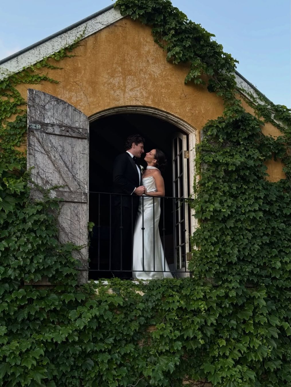 Social Romances Content Creator photo