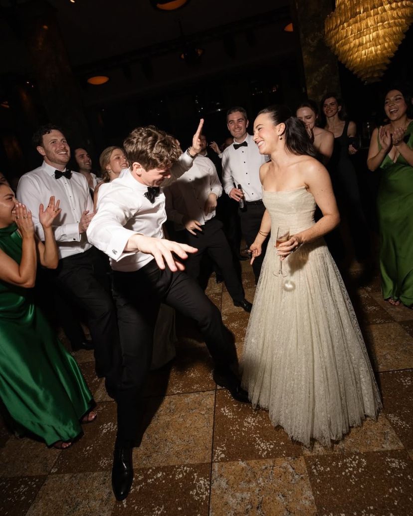 Social Romances Content Creator