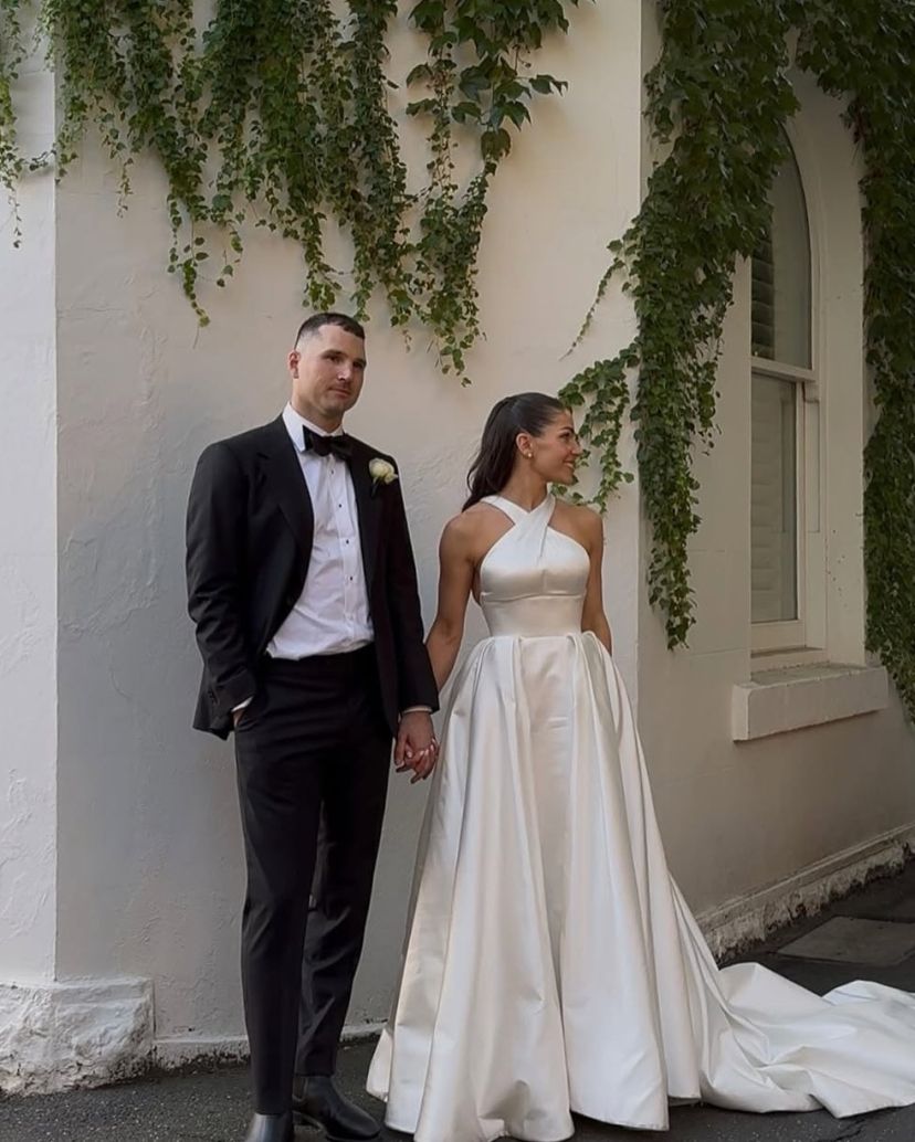 Wed Social Content Creator