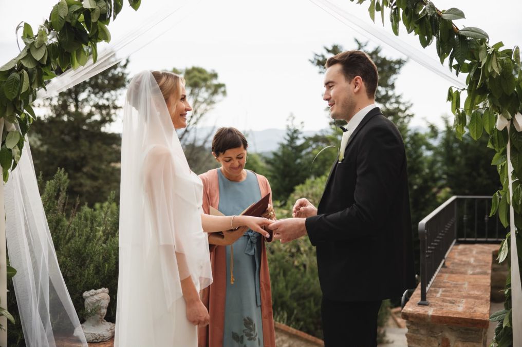 Married by Paola