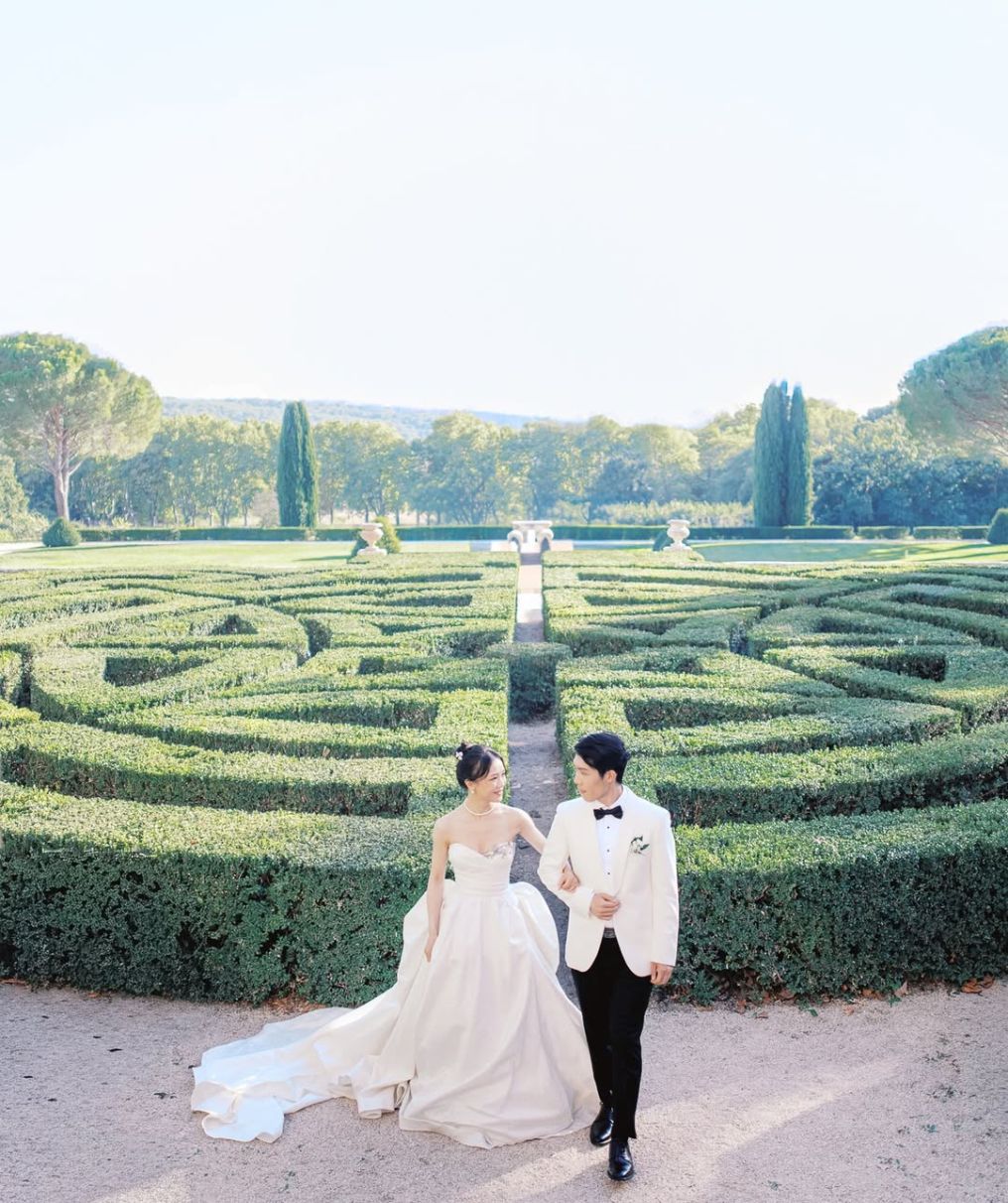 Olya Kobruseva Photographer photo