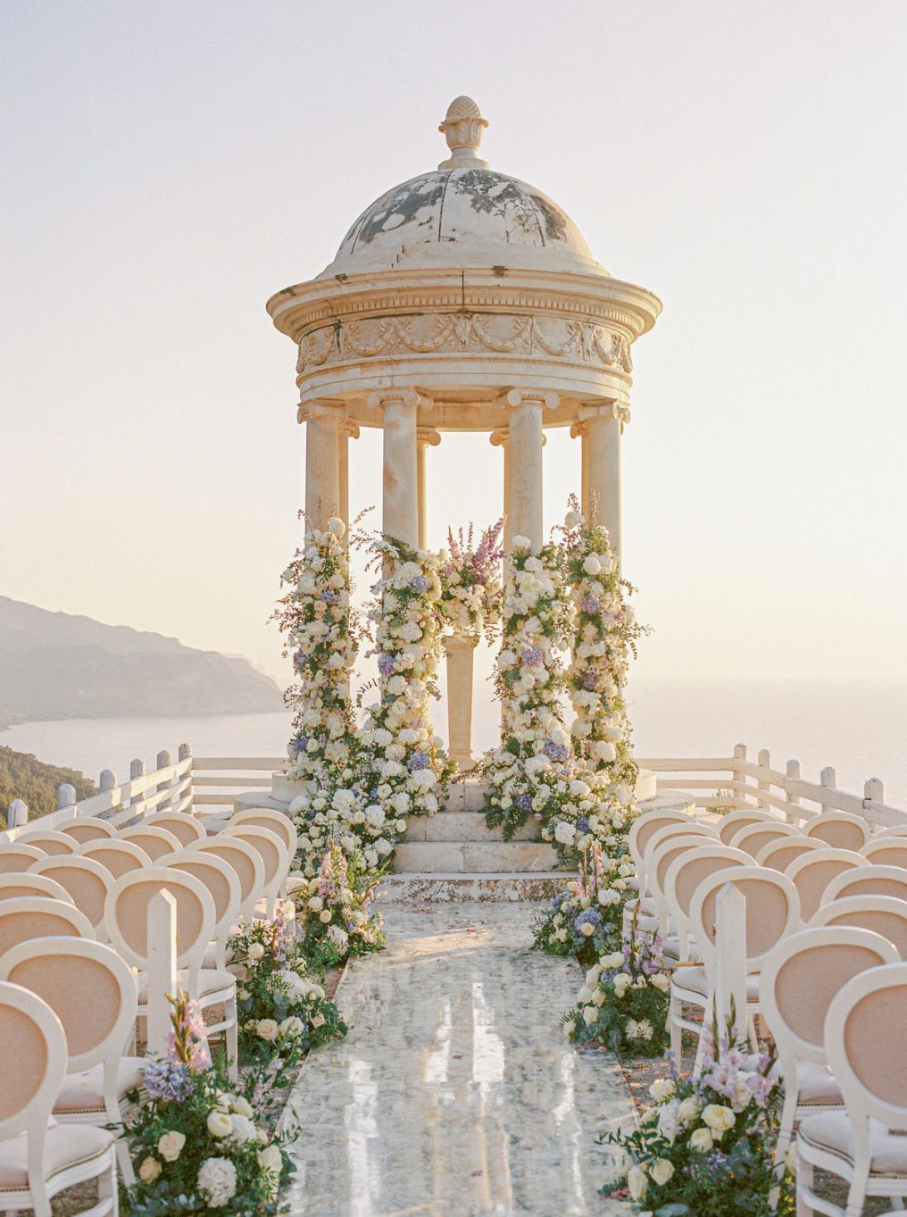 Olya Kobruseva Photographer photo