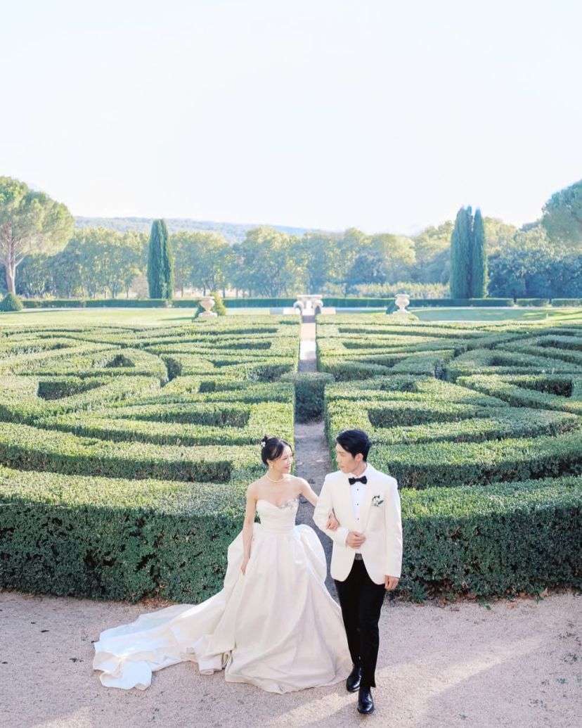 Olya Kobruseva Photographer