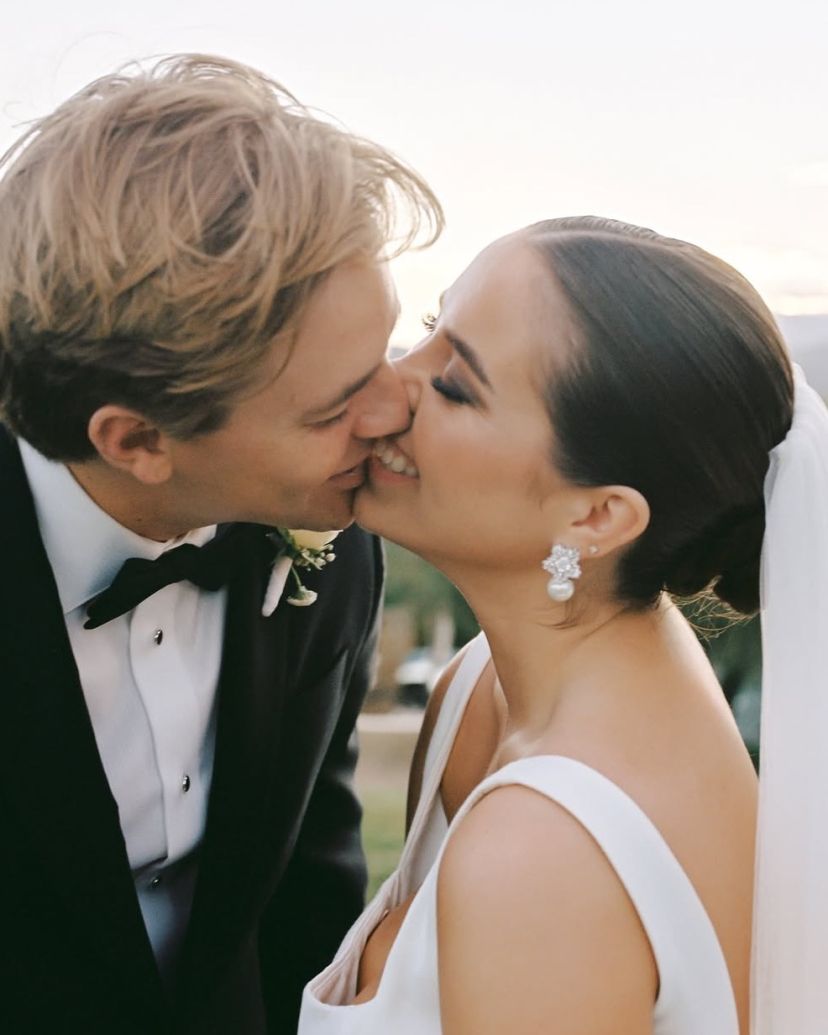 Olya Kobruseva Photographer