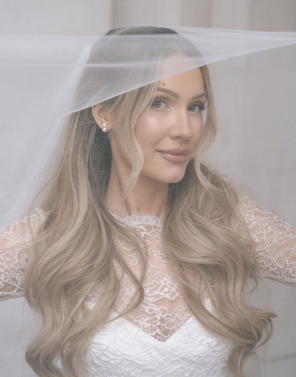 Emily Jayne Weddings Photographer photo