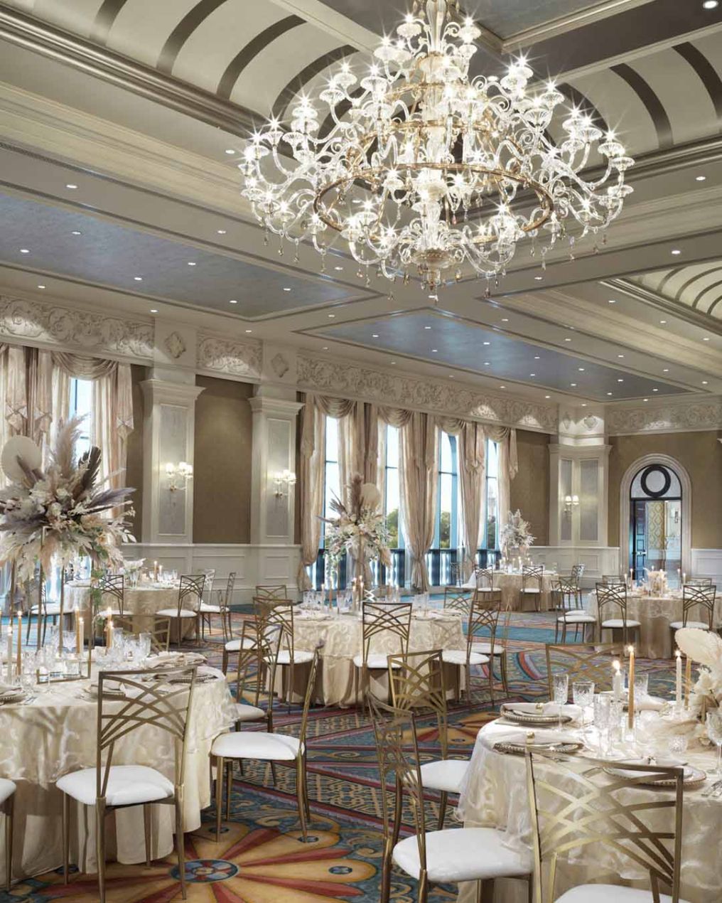 The Ritz-Carlton Abu Dhabi, Grand Canal