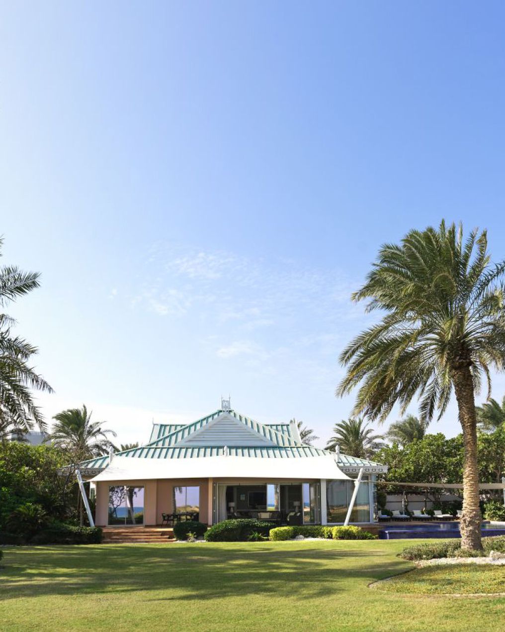 The Ritz-Carlton, Bahrain