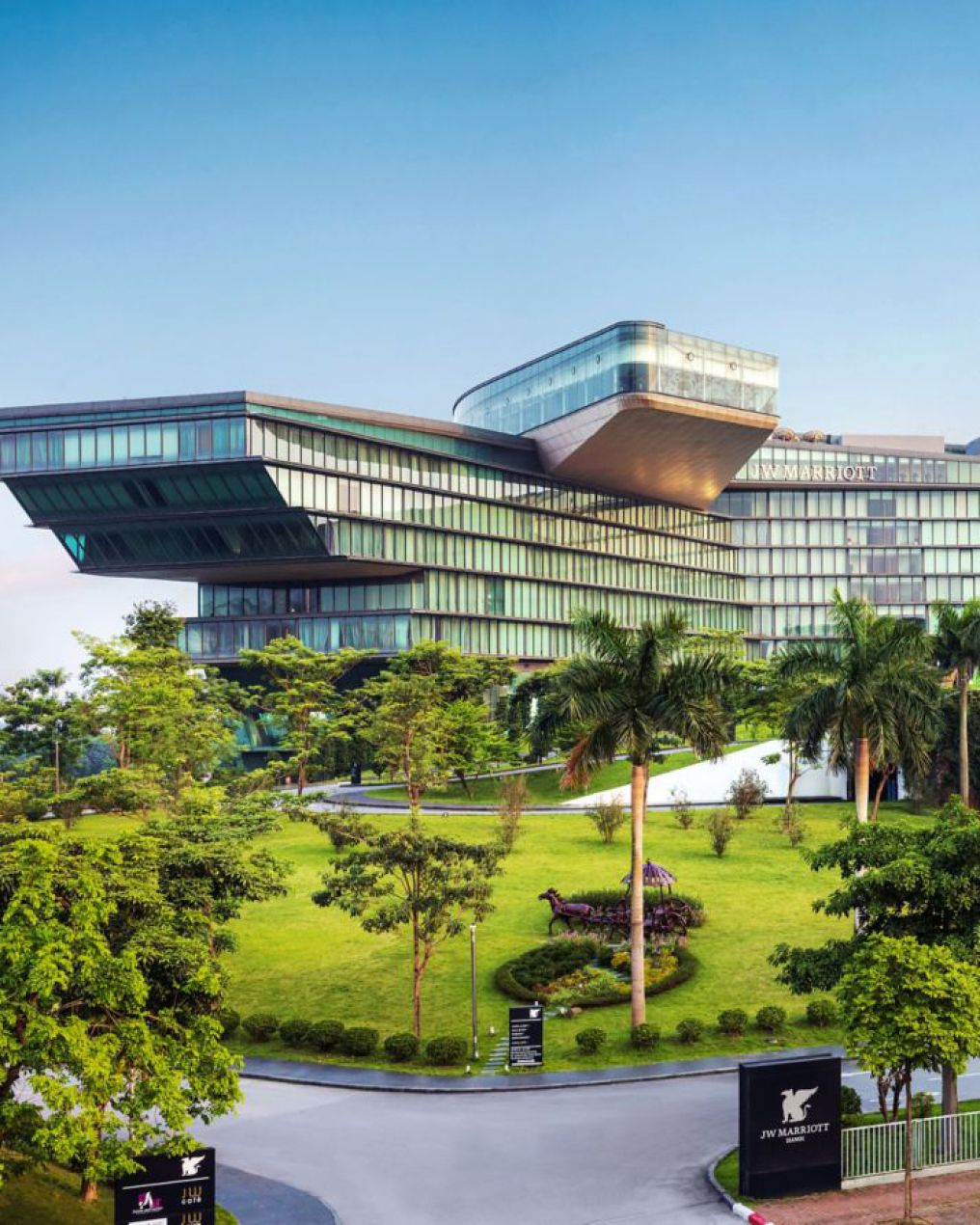 JW Marriott Hotel Hanoi