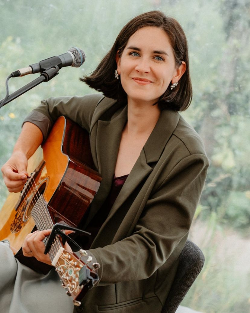 Sarah Neyrinck Wedding Bands