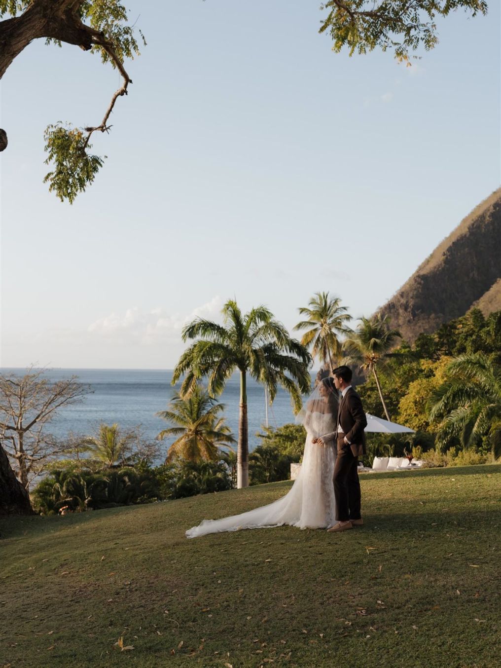La Belle Hélène - Saint Lucia
