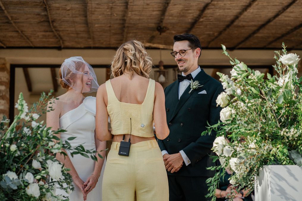 ISABEL KAUS Celebrant Wedding Officiant photo