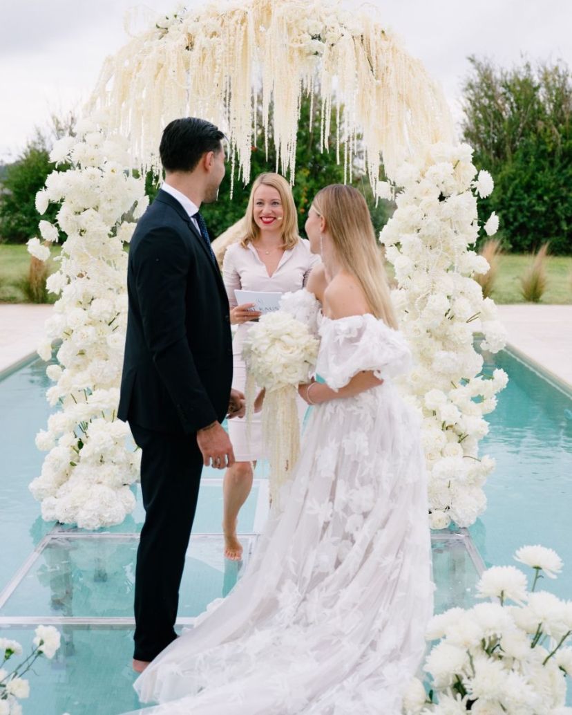 ISABEL KAUS Celebrant Wedding Officiants