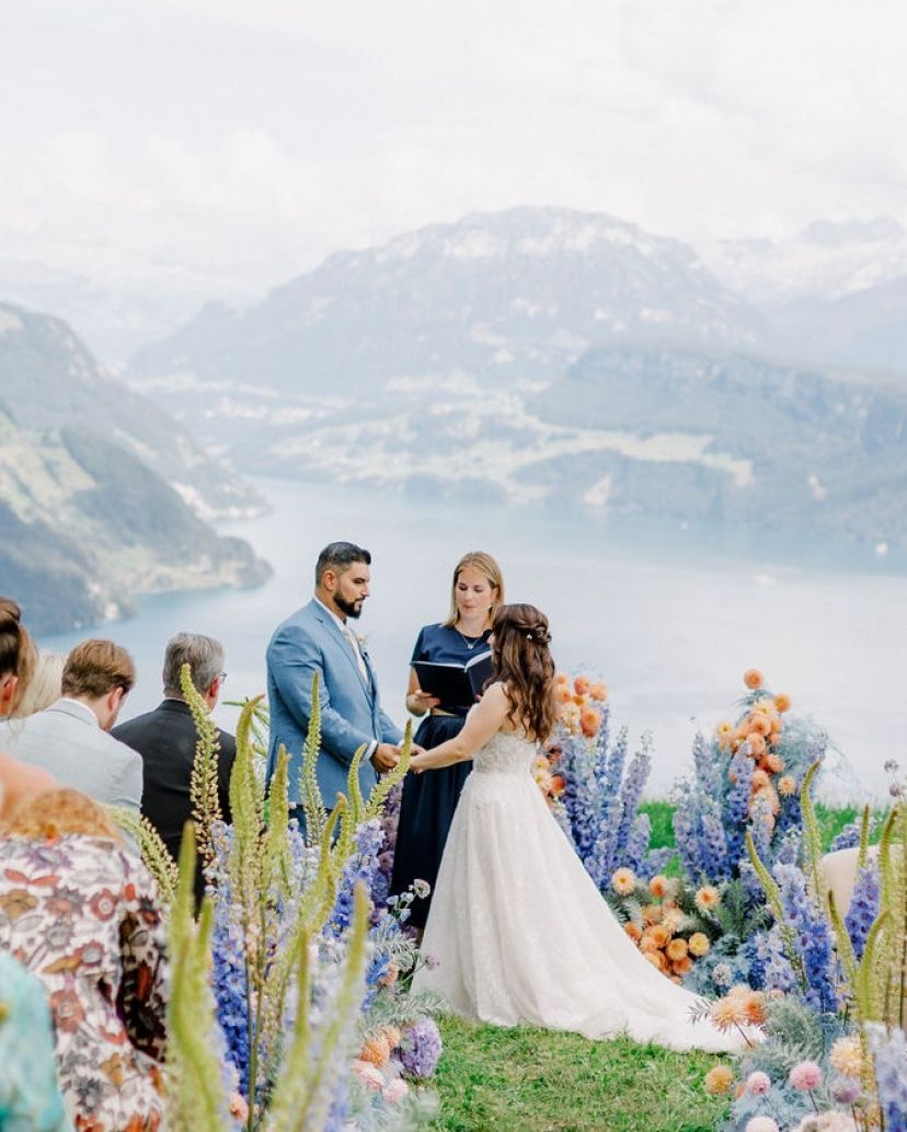 LOVELY WORDS Wedding Officiants