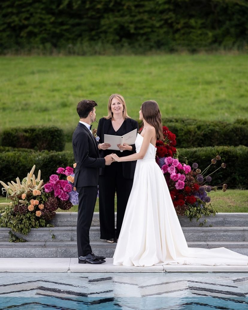 LOVELY WORDS Wedding Officiants