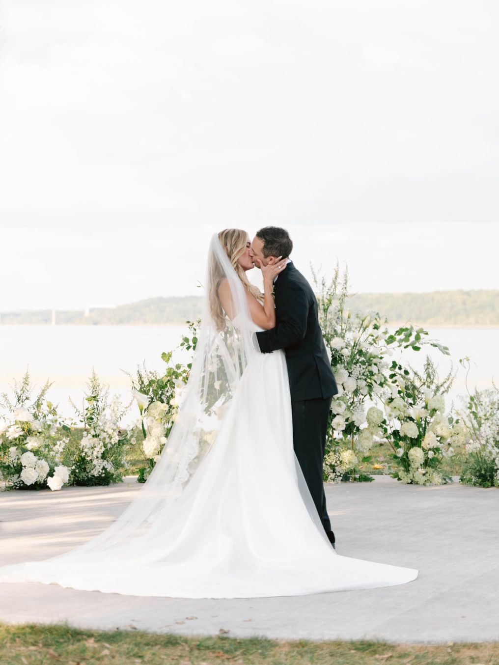 Hutton Brickyards Riverfront Hotel Venue photo