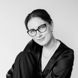 Larisa Shorina Photographer