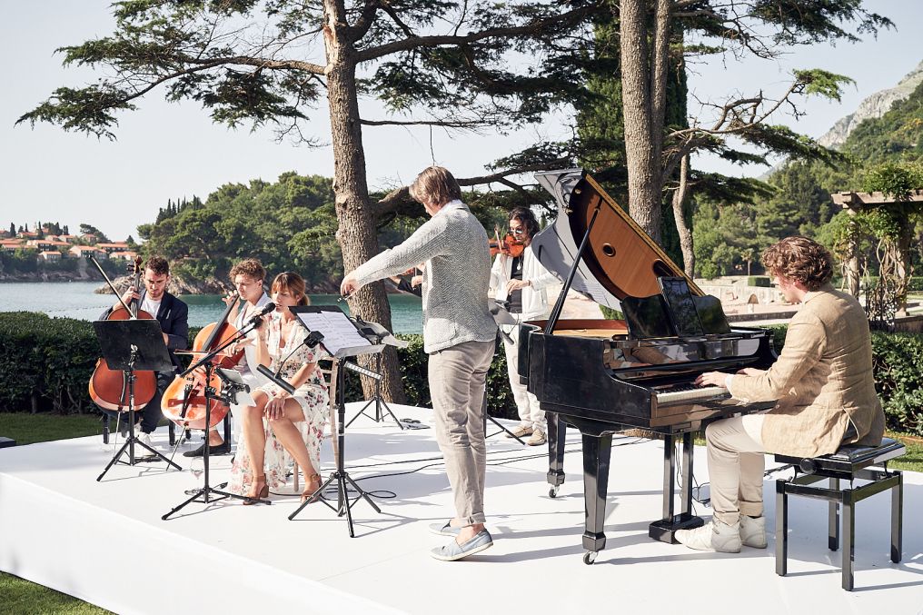 Tobi Tobi Music Band photo