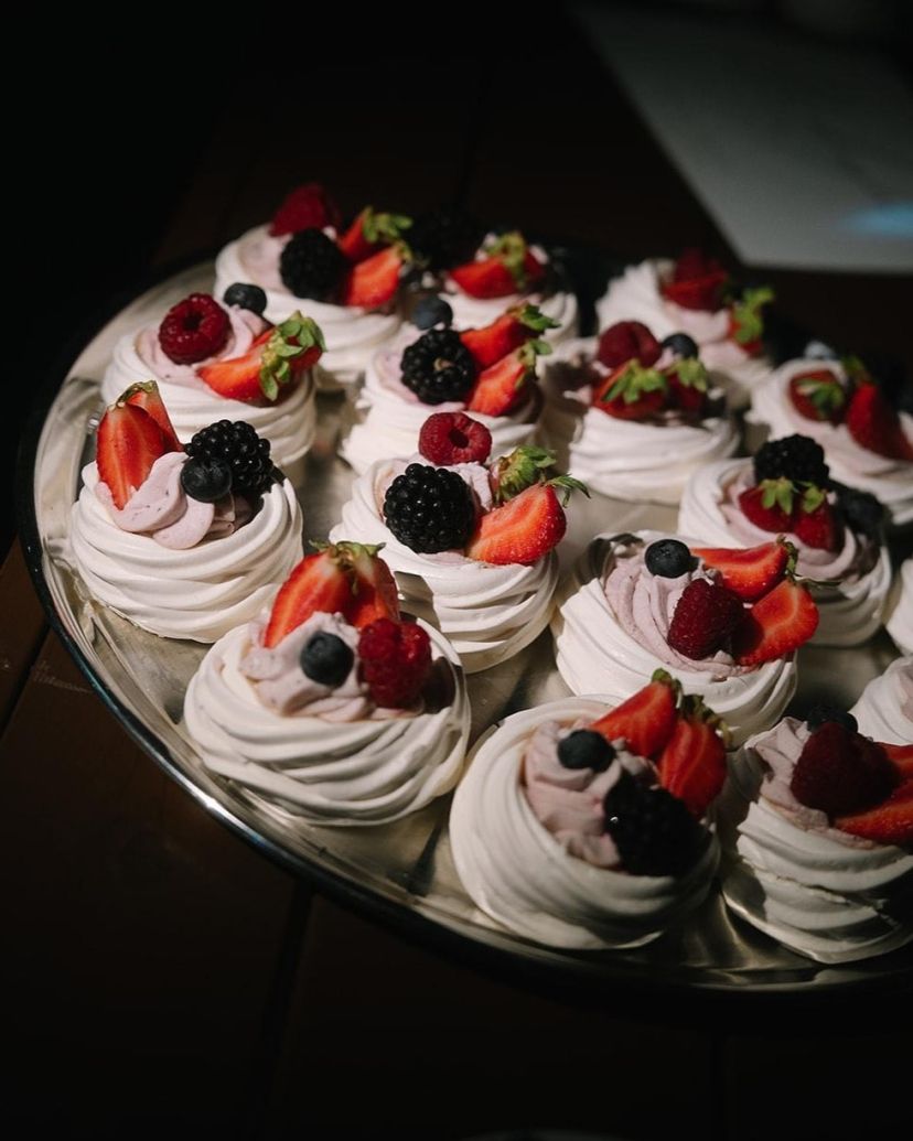 ESKISIT Catering & Cakes Catering
