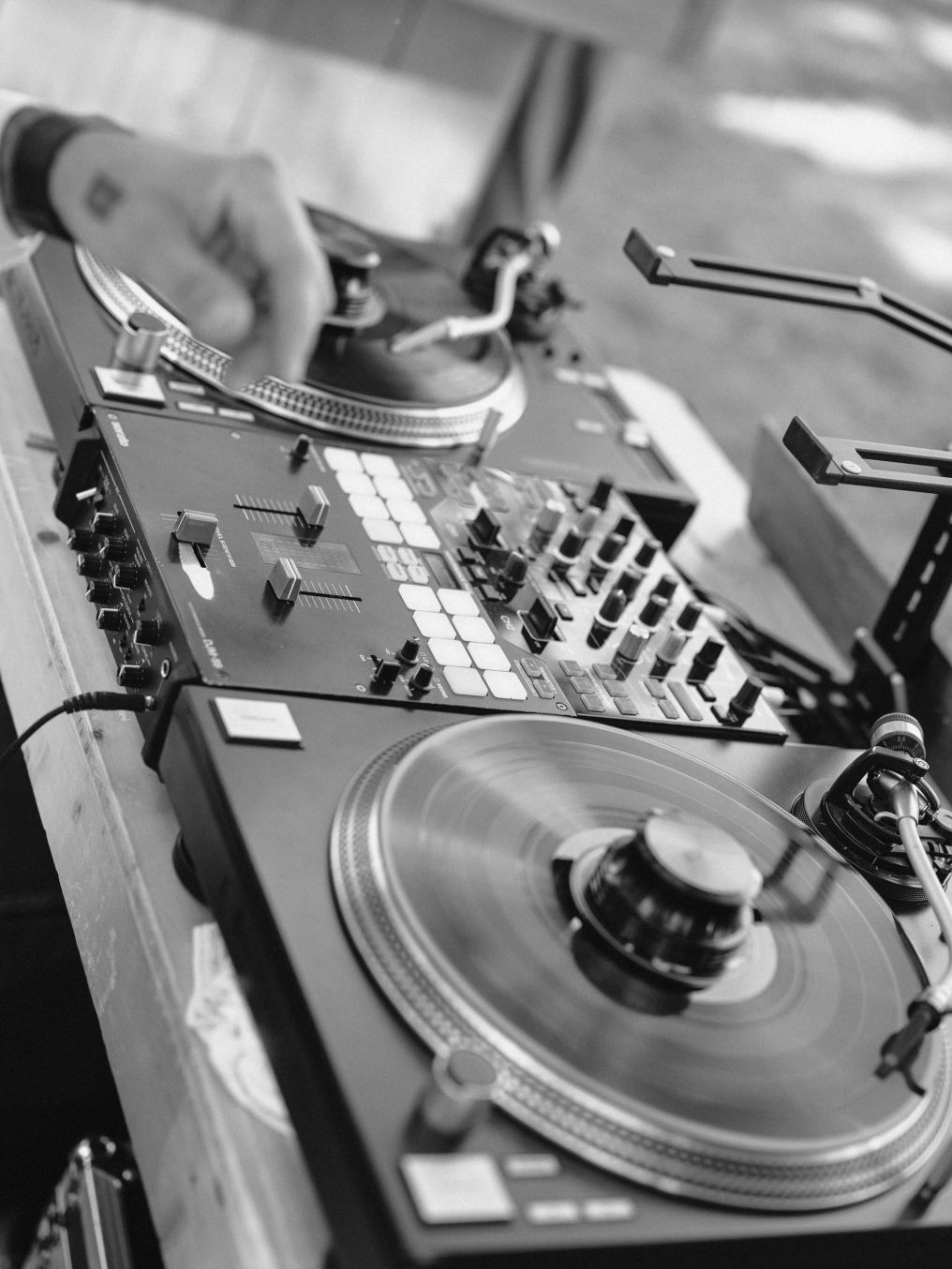 Nicolas Lacaille DJ photo