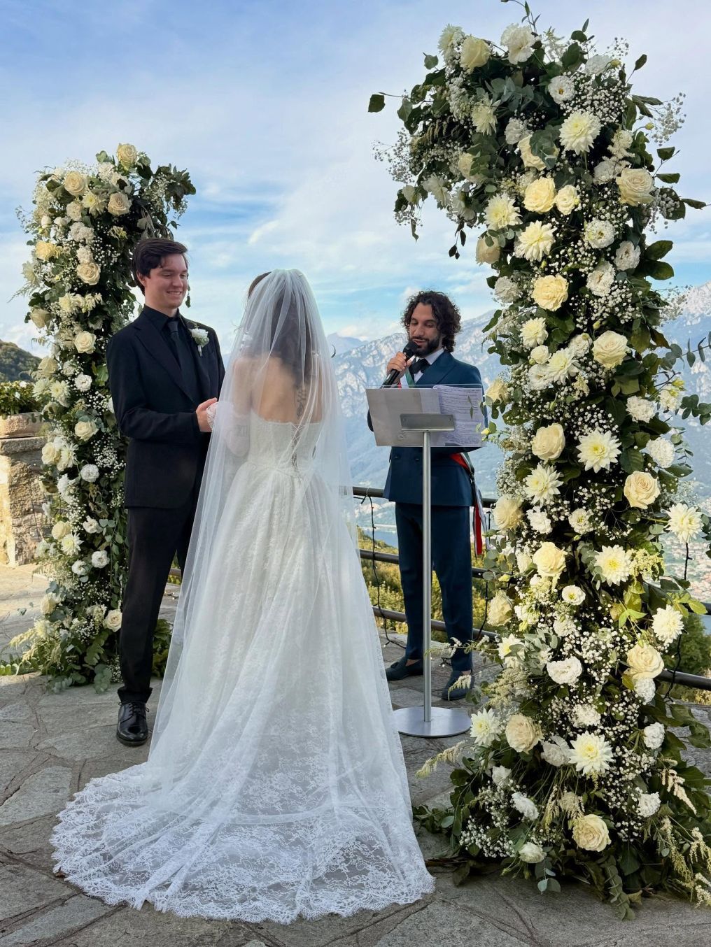 Andrea Vivona Wedding Officiant photo