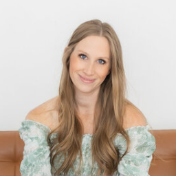 Alexandra Joy Photographer | About