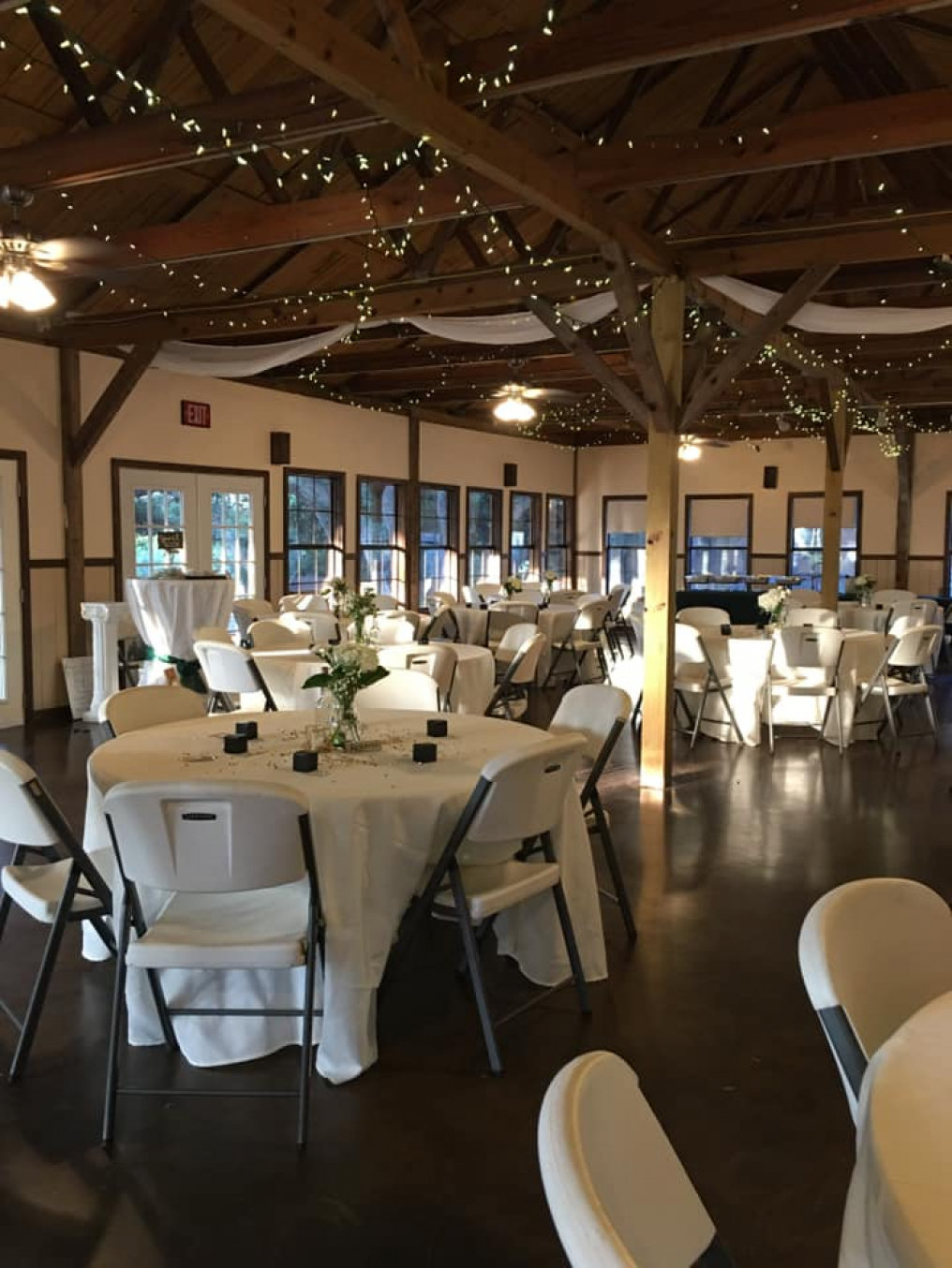 Canyon Lake Cabins and Cottages