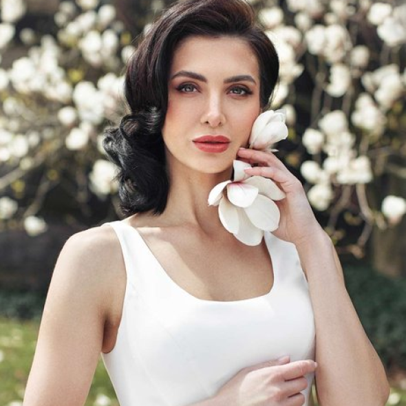 Helena Raju Photographer