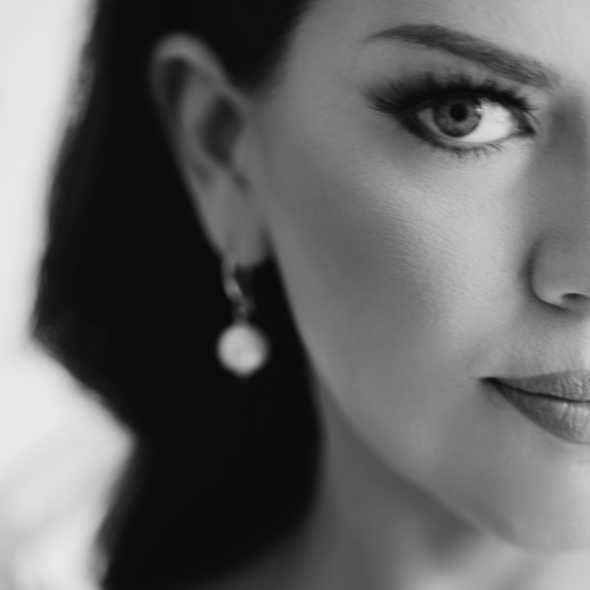 Astora Studio  Photographer