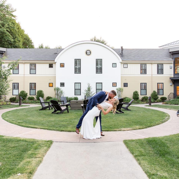 Grove at Briar Barn Inn Venues