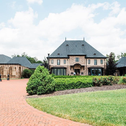 Pinnacle Golf Club Venue | About