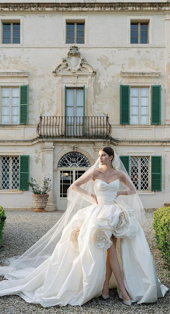 Monique Lhuillier Bridal Salons Monique Lhuillier Bridal Salons
