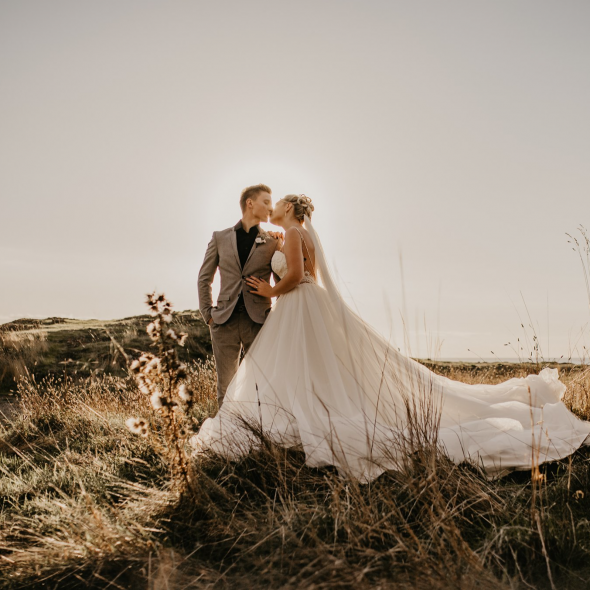 Luna + Lion Photo Co  Photographer