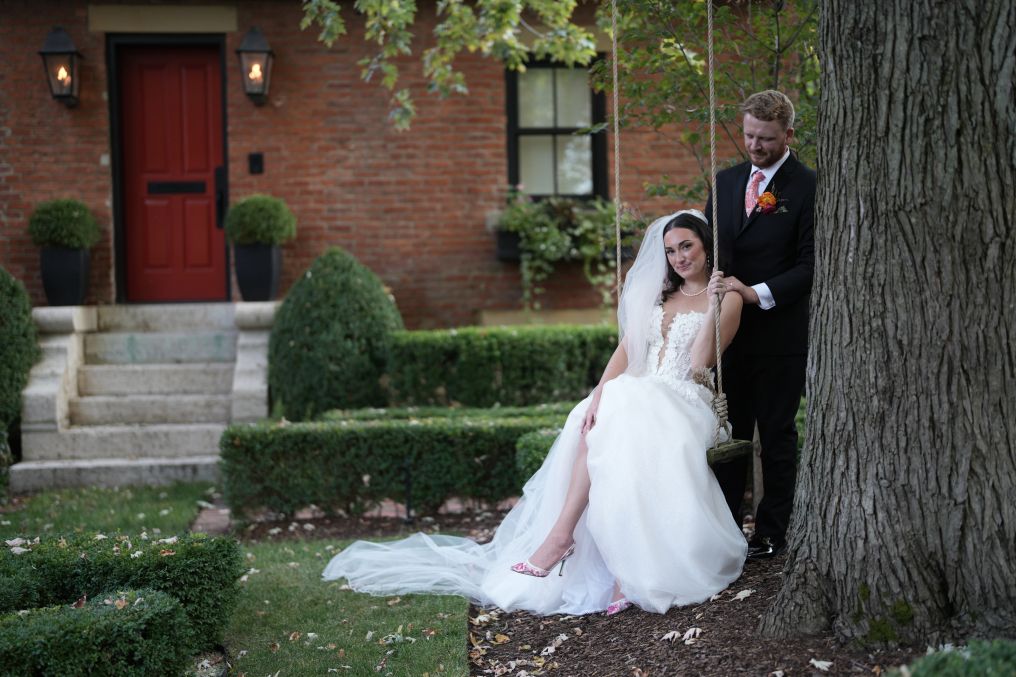 Isolda Marie Tilson lf ModWedding Studios Photographer Isolda Marie Tilson lf ModWedding Studios Photographer photo