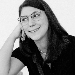 Hannah Herpin Creative Photographer | About