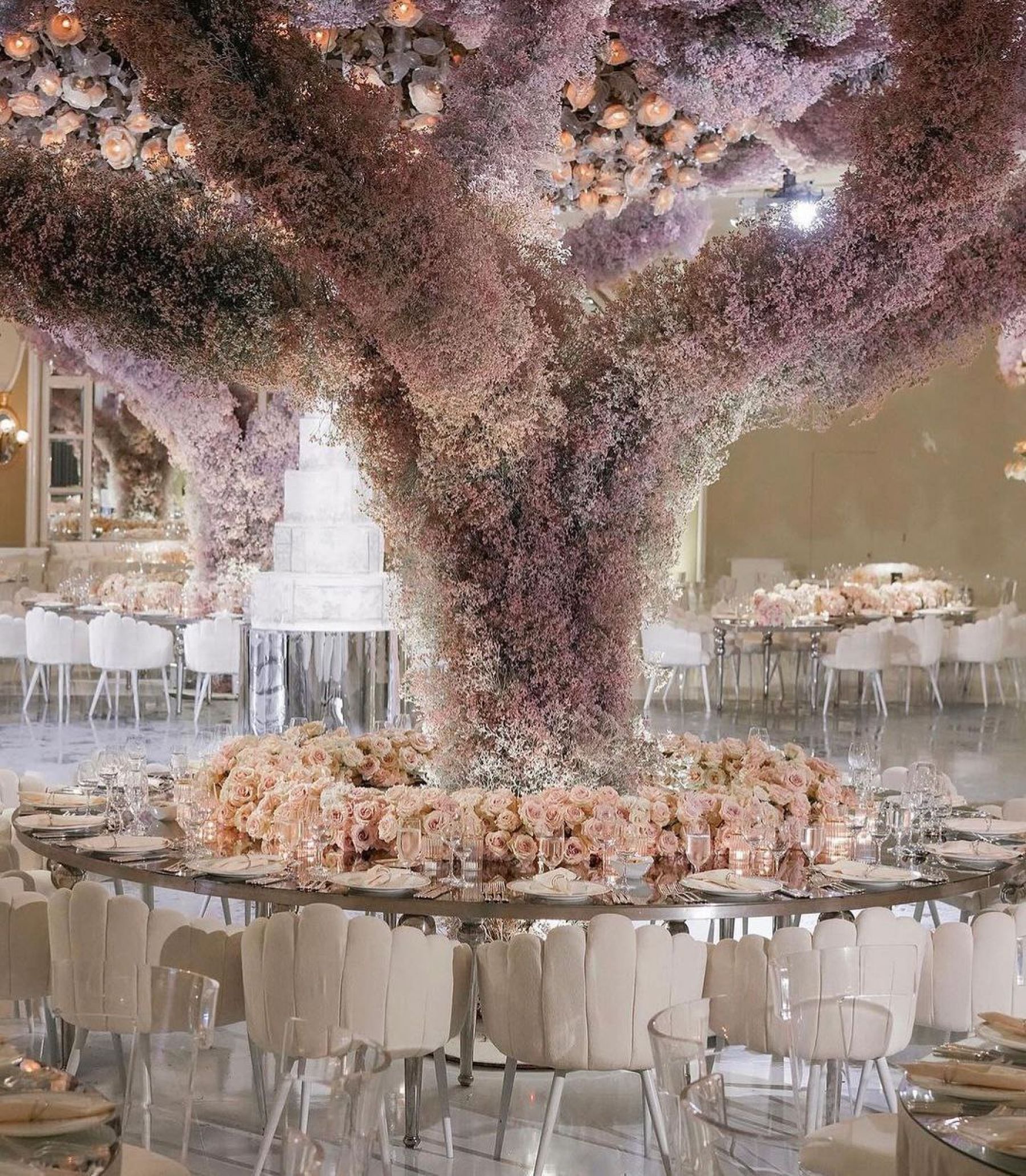 The Beverly Hills Hotel Wedding Venue in Los Angeles ❤️ Portfolio, image size:1800x2063