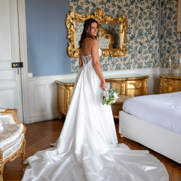 Nomadist Moon Photographer