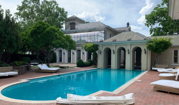 East Ivy Mansion