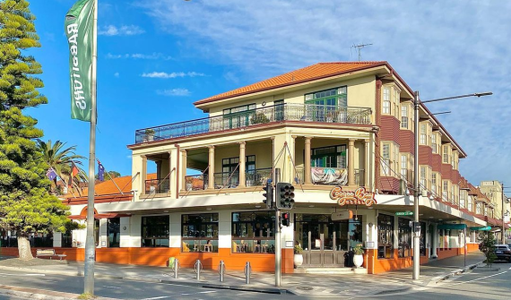 Coogee Bay Hotel